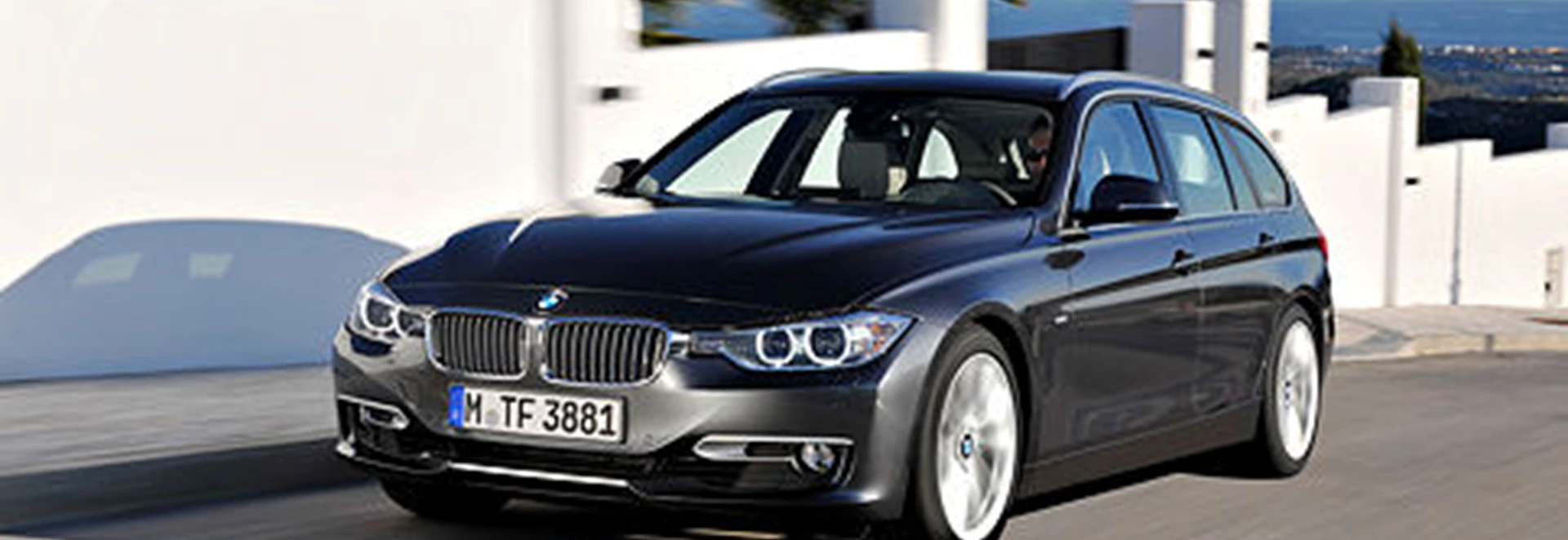 BMW 330d Luxury Touring 